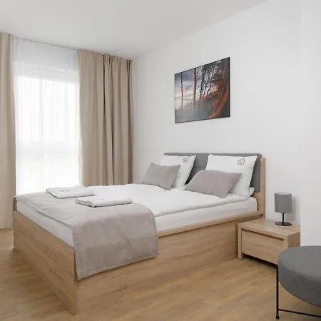 4m Apartment